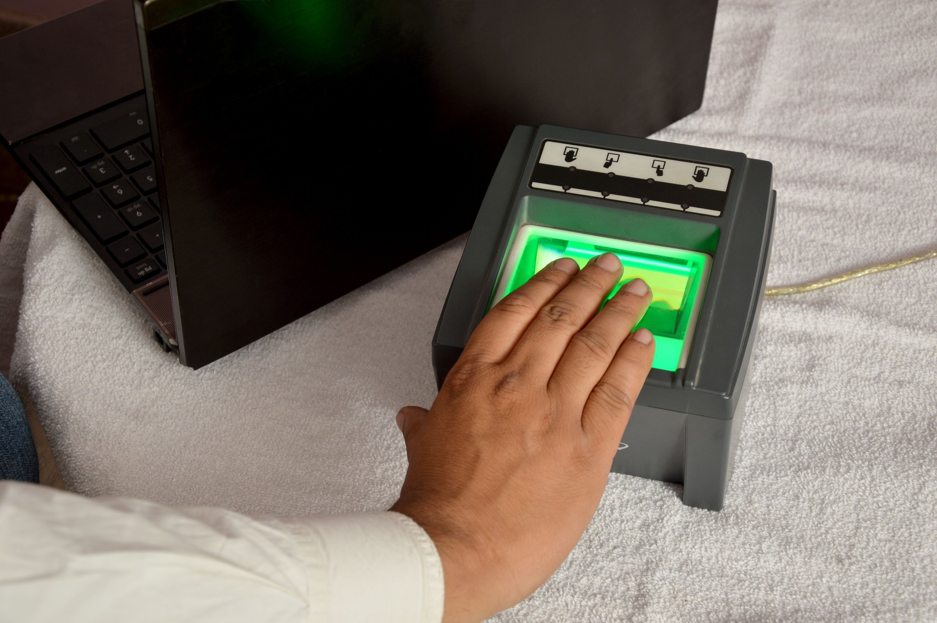 Fingerprint scanner
